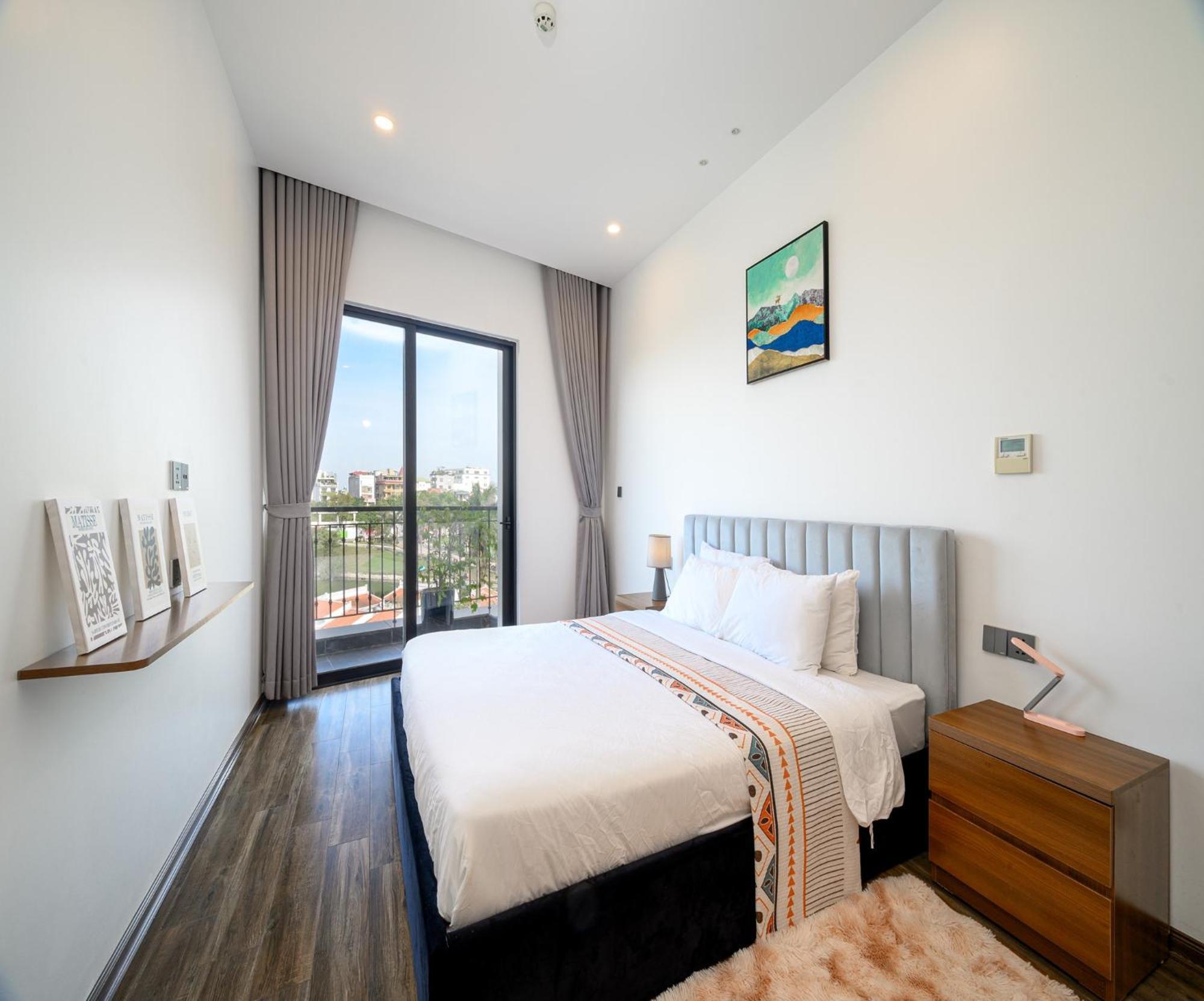 Luxe Paradise 5 Tu Hoa Apartment Hanoi