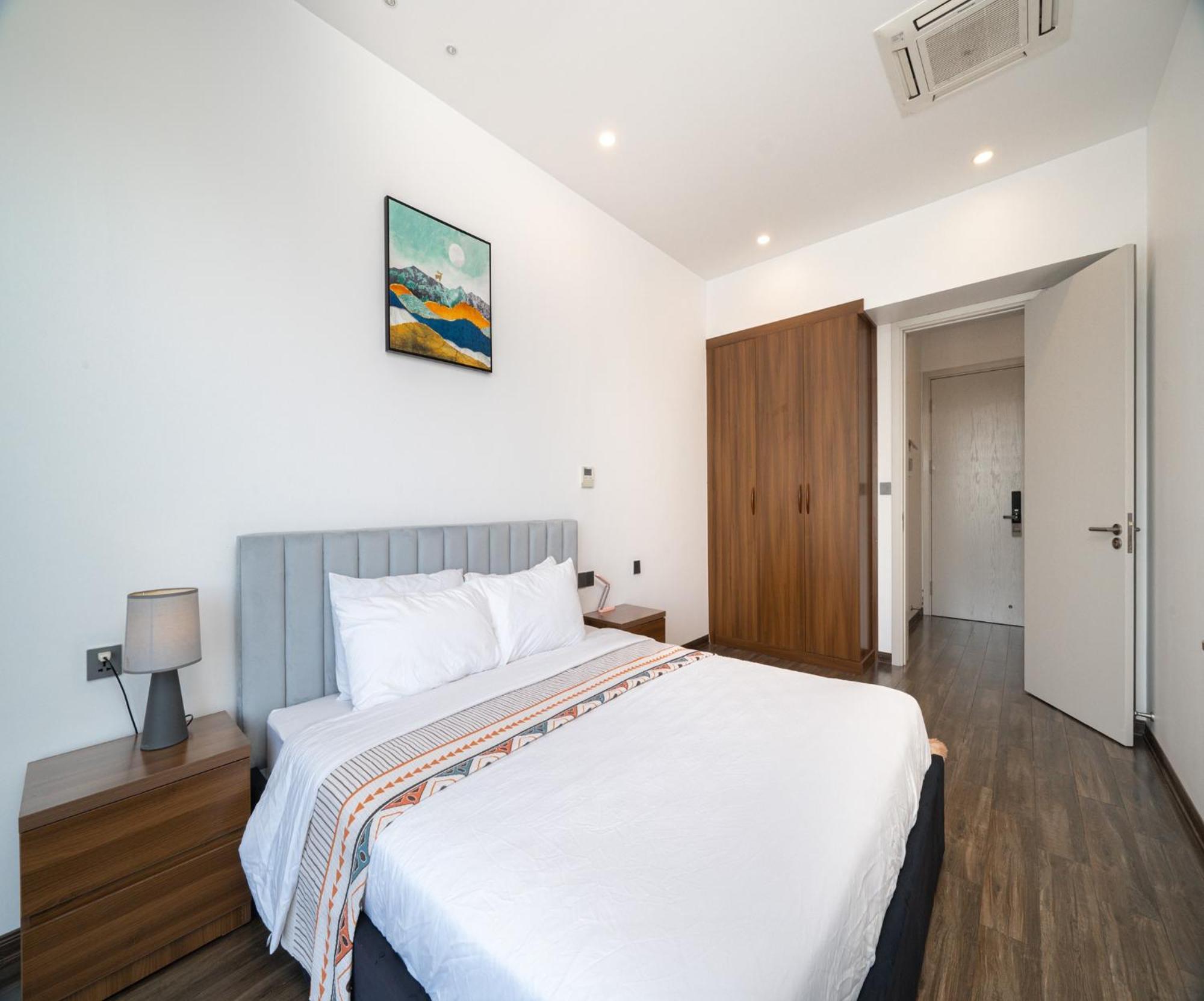 Luxe Paradise 5 Tu Hoa Hanoi