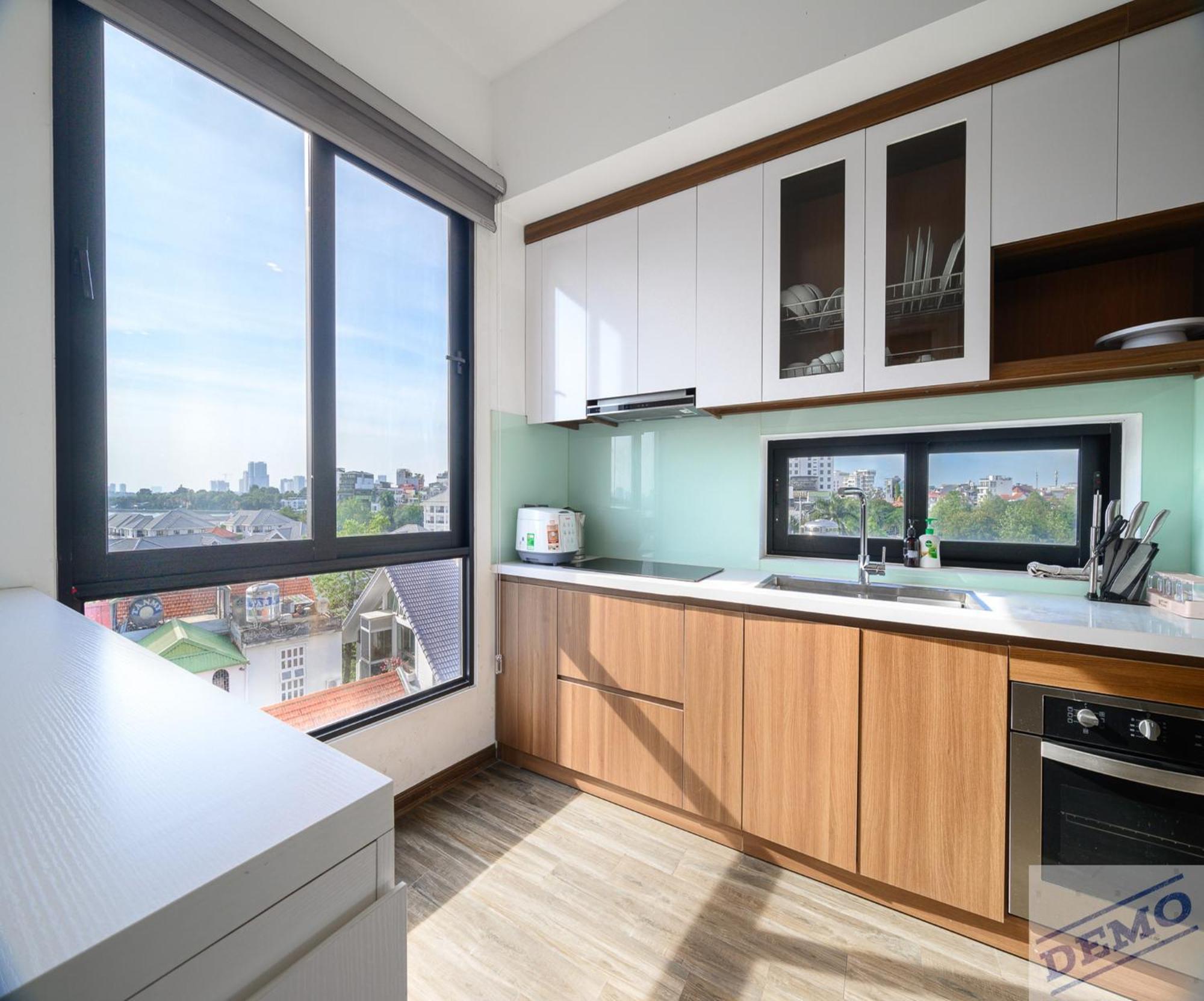 Luxe Paradise 5 Tu Hoa Apartment
